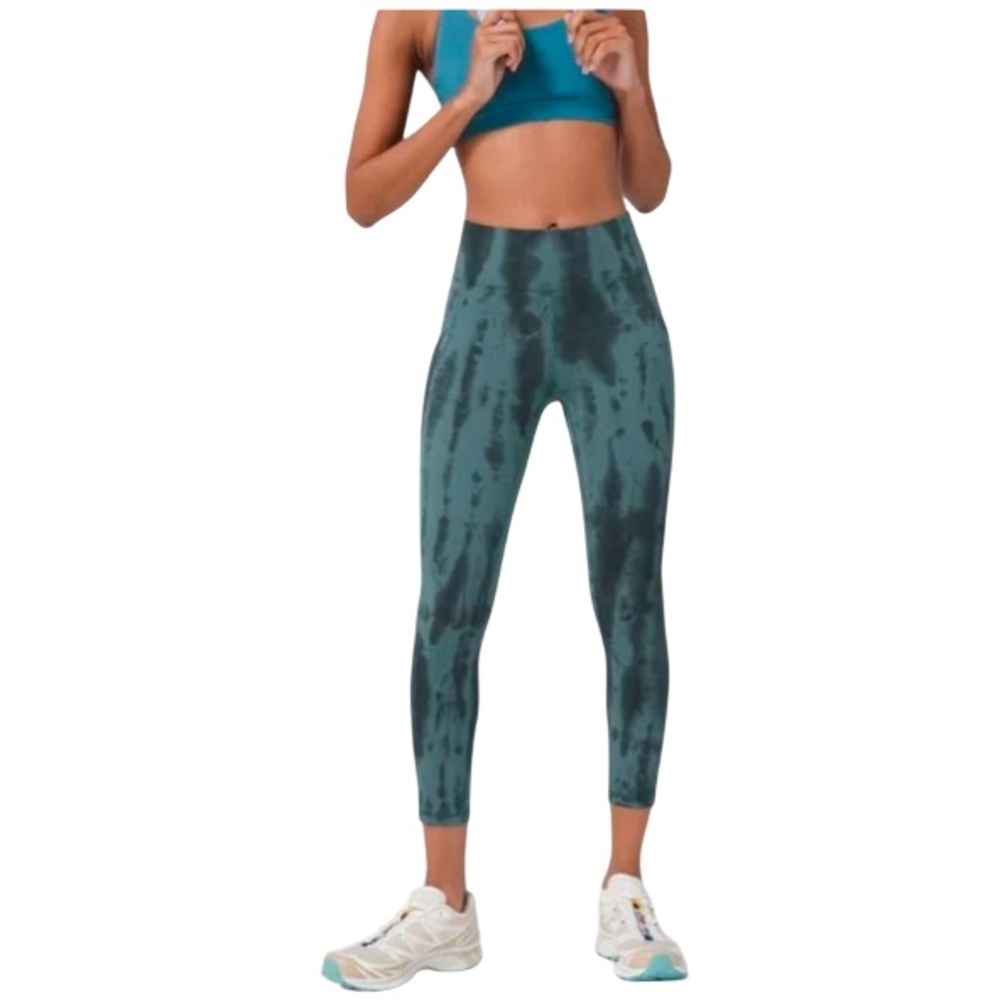 Lululemon Athletica Teal and Black Leggings